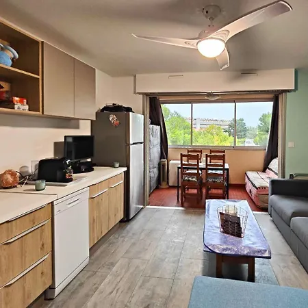 Apartment Chez Clo! Studio Tout Equipe Jusqu'a 4 Personnes